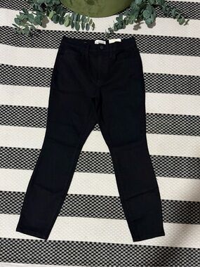 Universal Thread Women's Skinny Jeans — Black